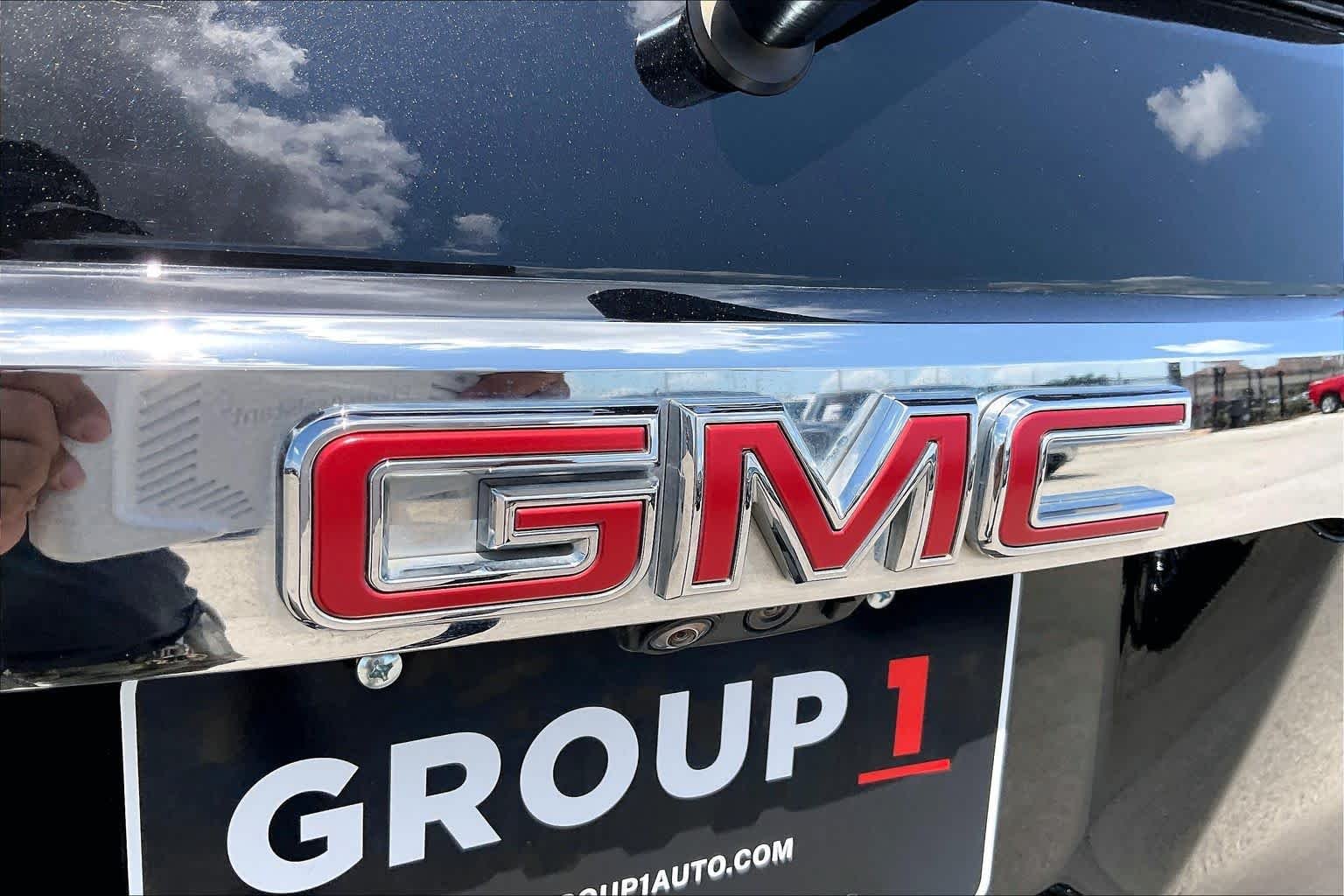 Certified Used 2023 Ebony Twilight Metallic GMC Denali image 31