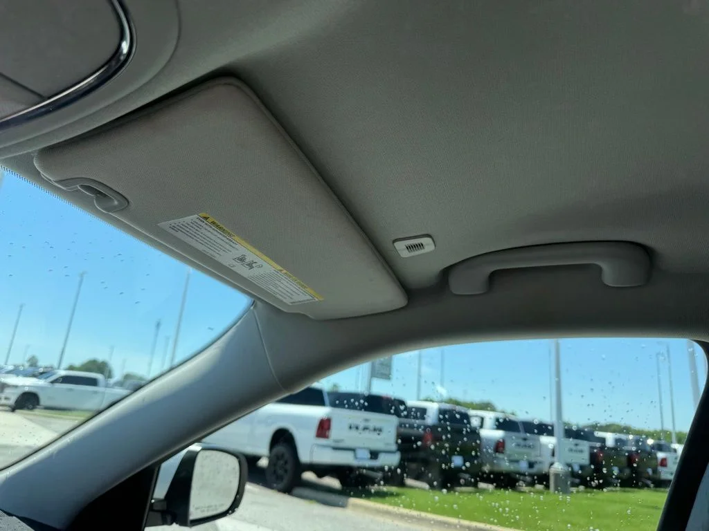 Used 2019 White Jeep Limited image 14