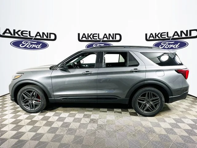 New 2026 Ford Explorer ST-Line