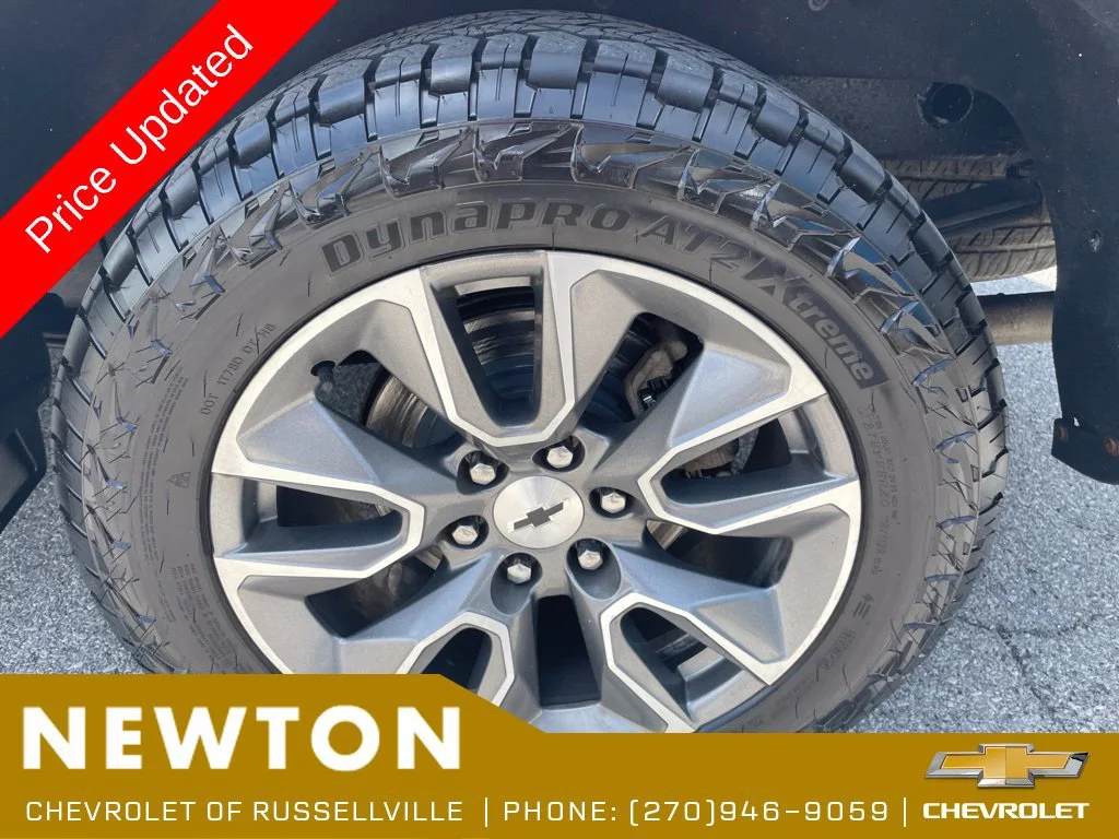Used 2021 SUMMIT WHITE Chevrolet RST image 42
