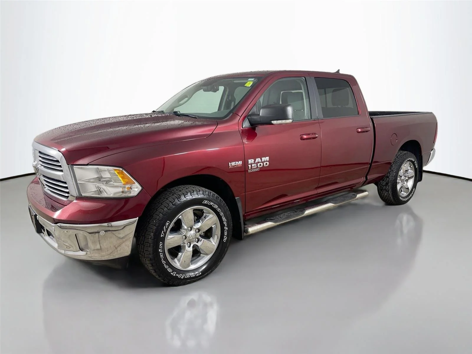 Used 2019 Delmonico Red Pearlcoat Ram Big Horn image 8
