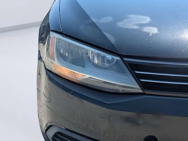Used 2014 Black Volkswagen 1.8T SE image 9