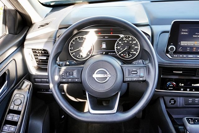 Used 2024 Silver Nissan SV image 19