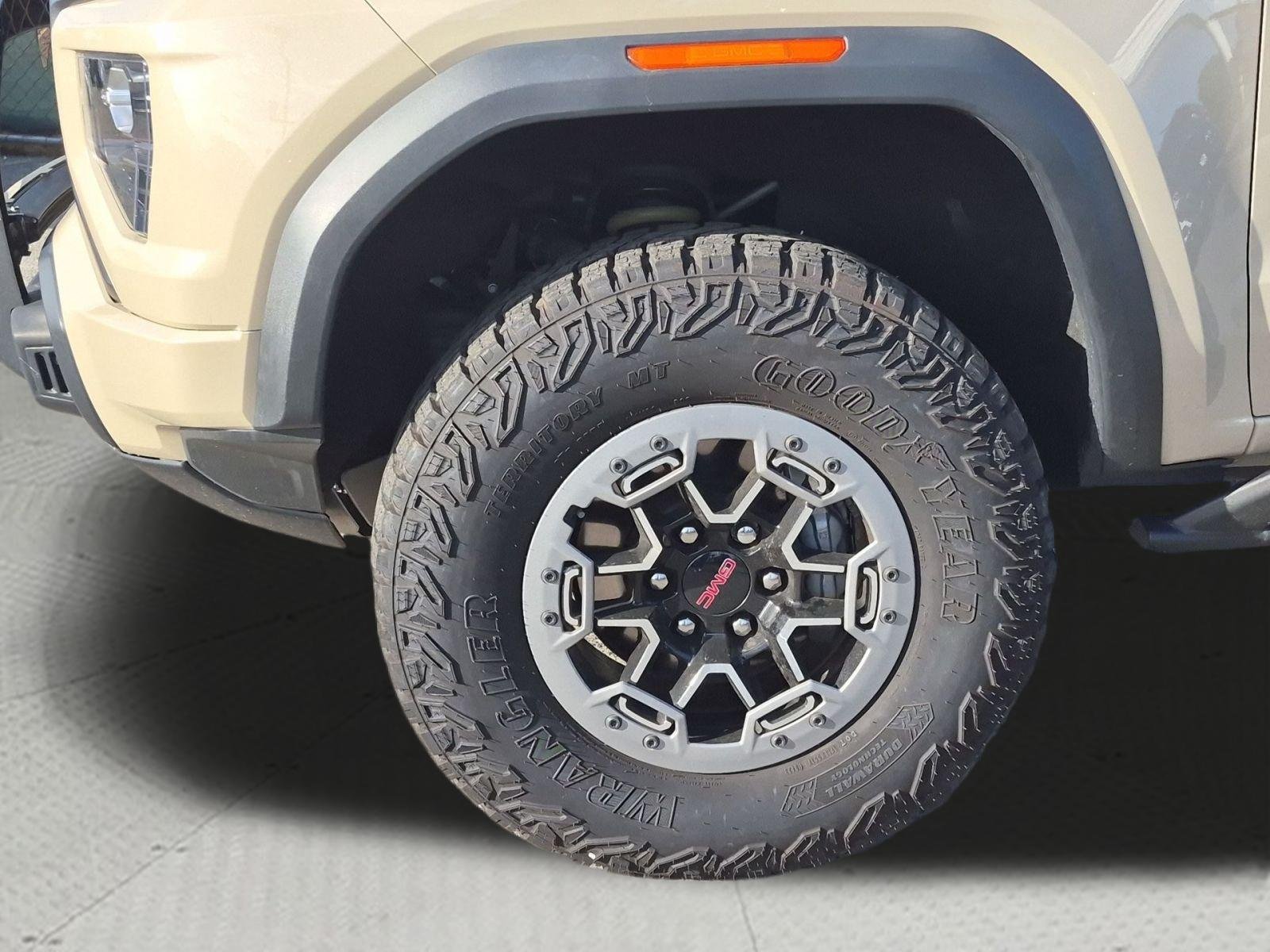 2023 GMC Canyon AT4X - Photo 34