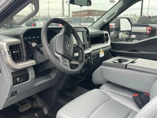 New 2026 Oxford White Ford F-350® XL image 23