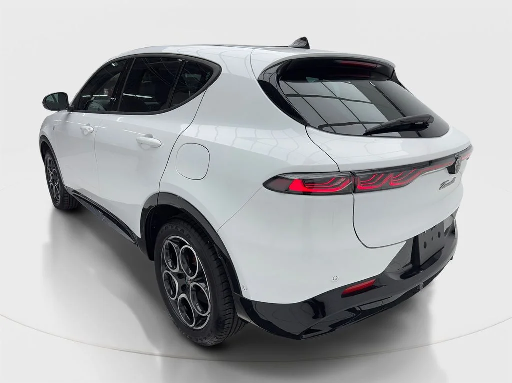 Used 2024 White Alfa Romeo Ti image 10