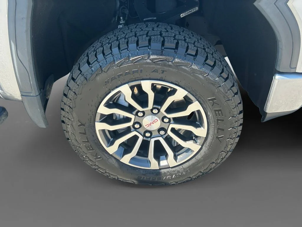 Used 2021 Gray GMC AT4 image 14