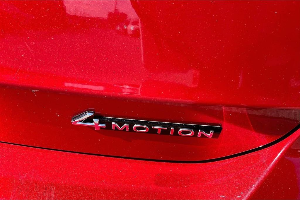 Used 2023 Red Volkswagen 1.5T SE image 24