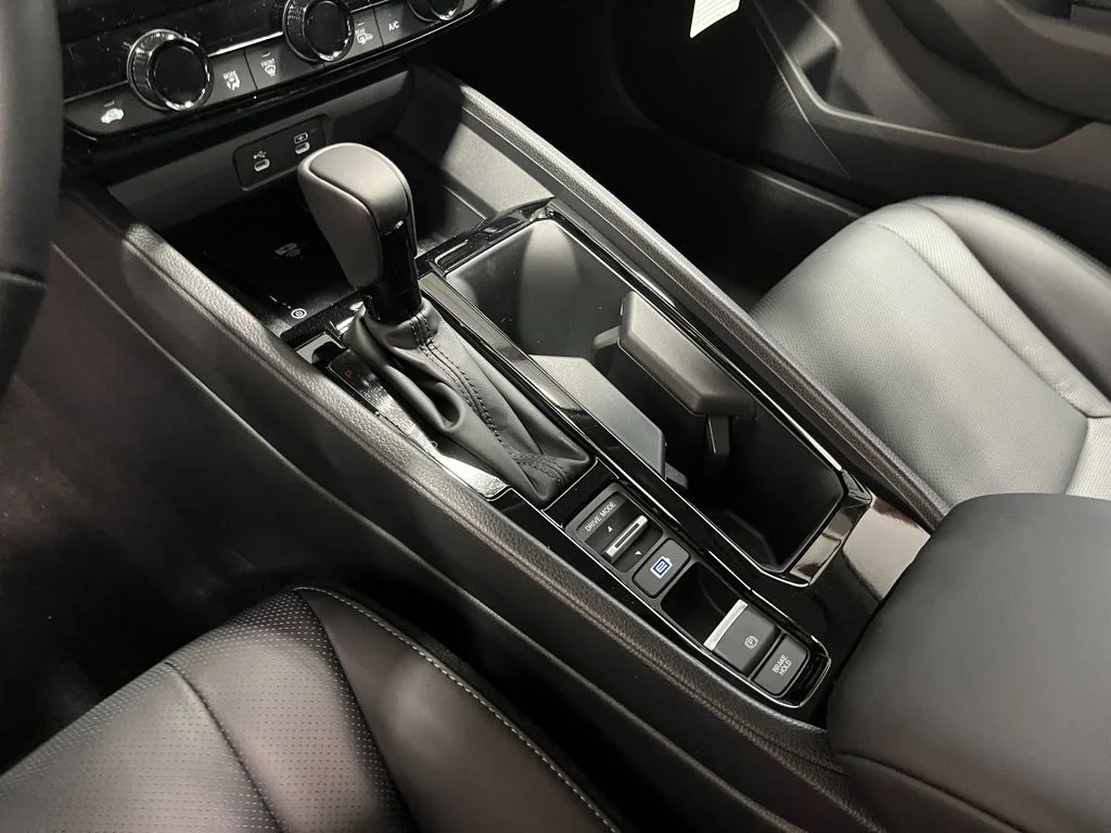 New 2026 Crystal Black Pearl Honda EX image 14