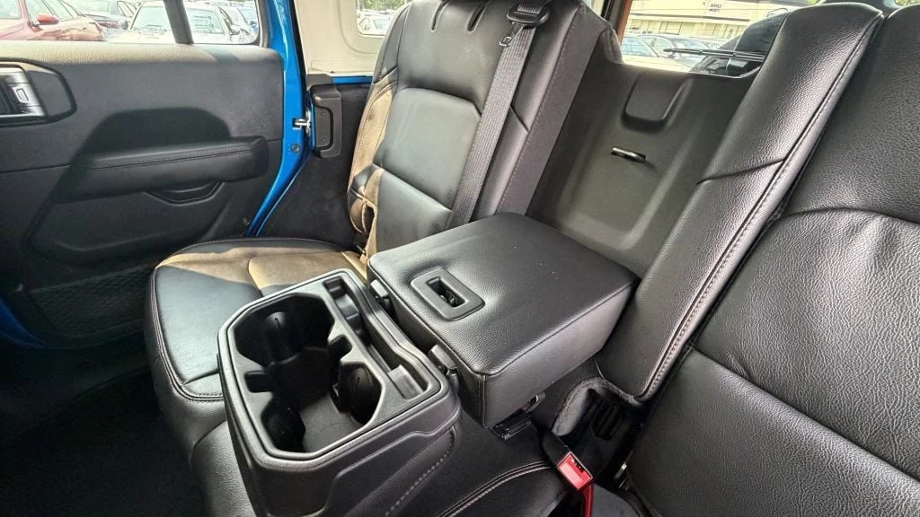 Used 2021 Hydro Blue Pearlcoat Jeep Rubicon 392 Unlimited 4x4 w/ Sky One-Touch Power Top image 29