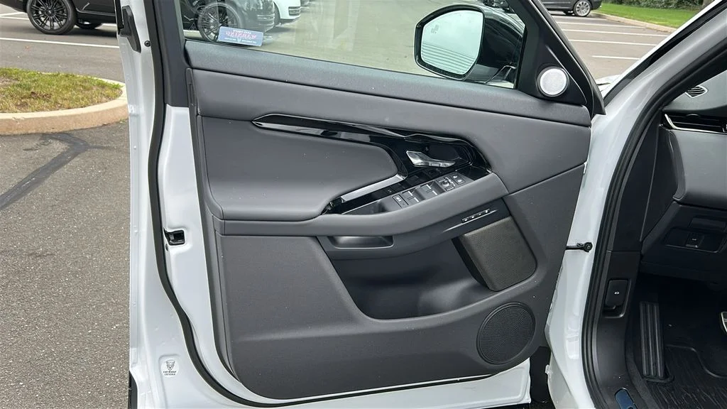 New 2026 White Land Rover Hoxton Edition image 11