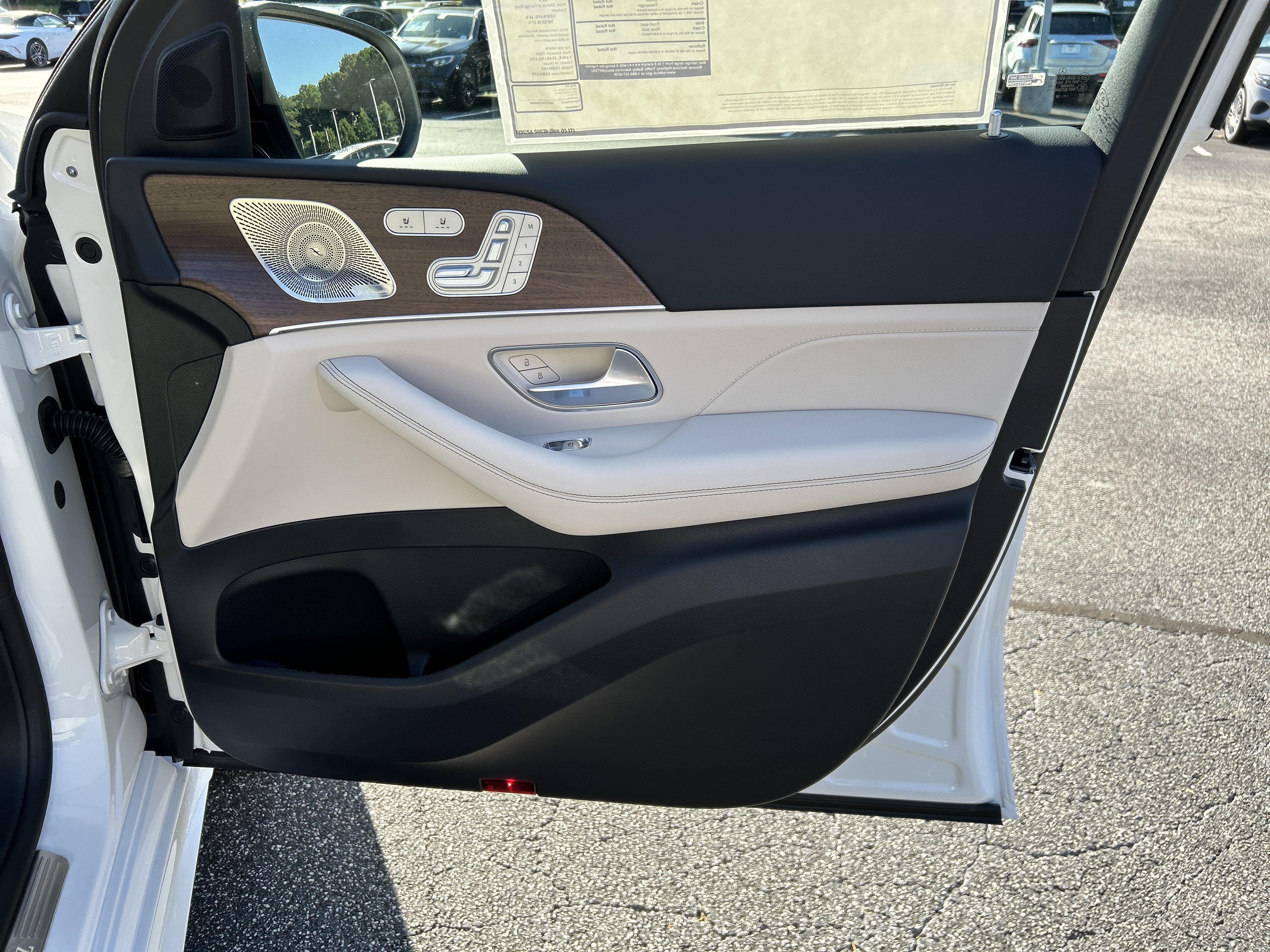 New 2026 Polar White Mercedes-Benz GLE 450 4MATIC® Coupe image 41