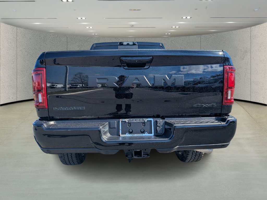 New 2026 Diamond Black Crystal Pearl-Coat Exterior Paint RAM Laramie image 6
