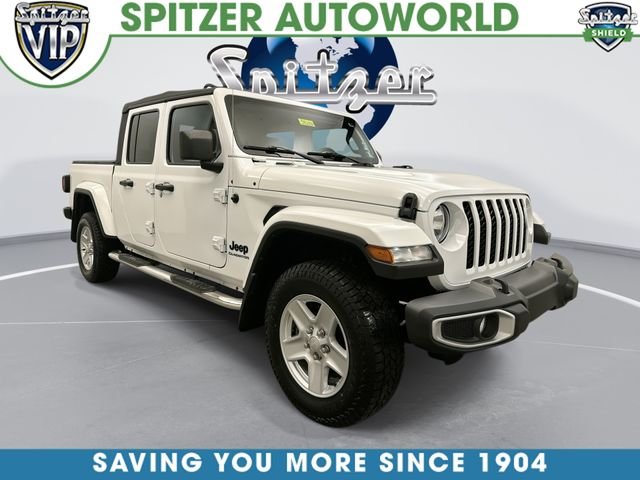 Used 2022 White Jeep Sport image 1