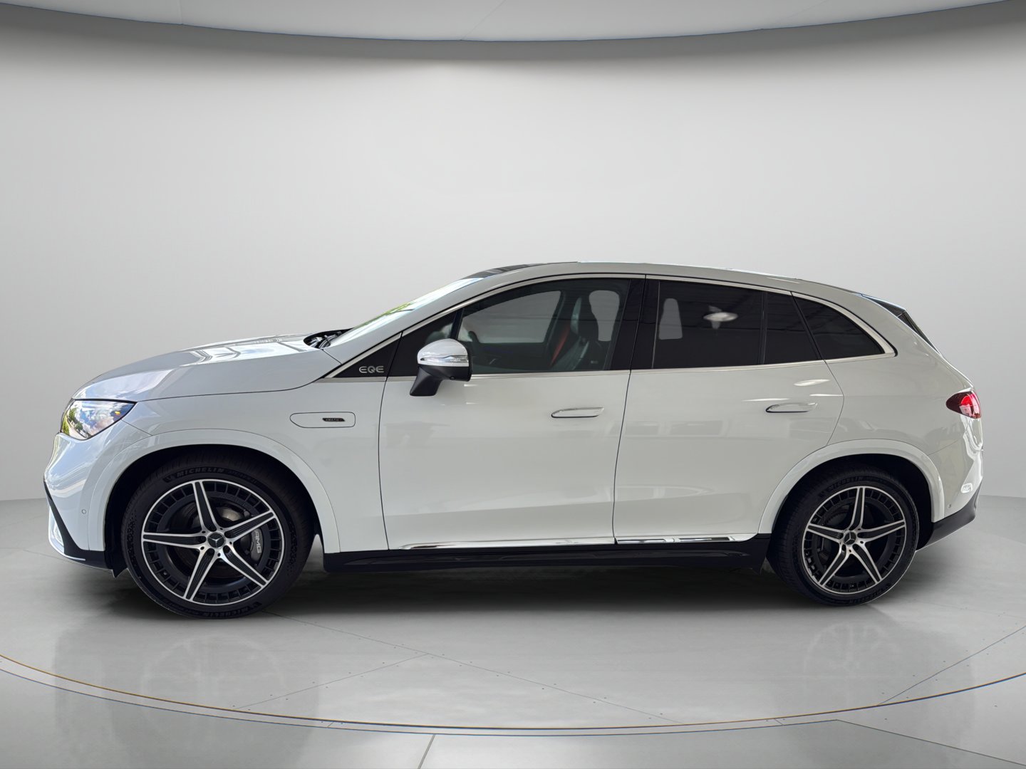Certified Used 2026 MANUFAKTUR Moonlight White Metallic Mercedes-Benz AMG® EQE image 2
