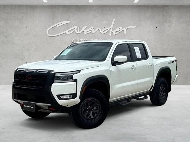 2025 Nissan Frontier PRO-4X Crew Cab 4X4's photo