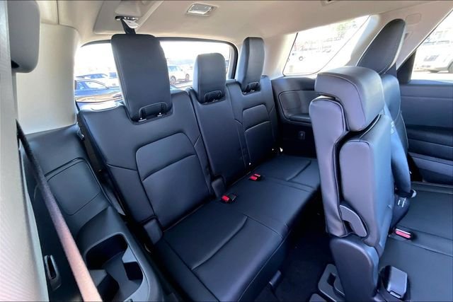 New 2026 Nissan Pathfinder SL 4D Sport Utility