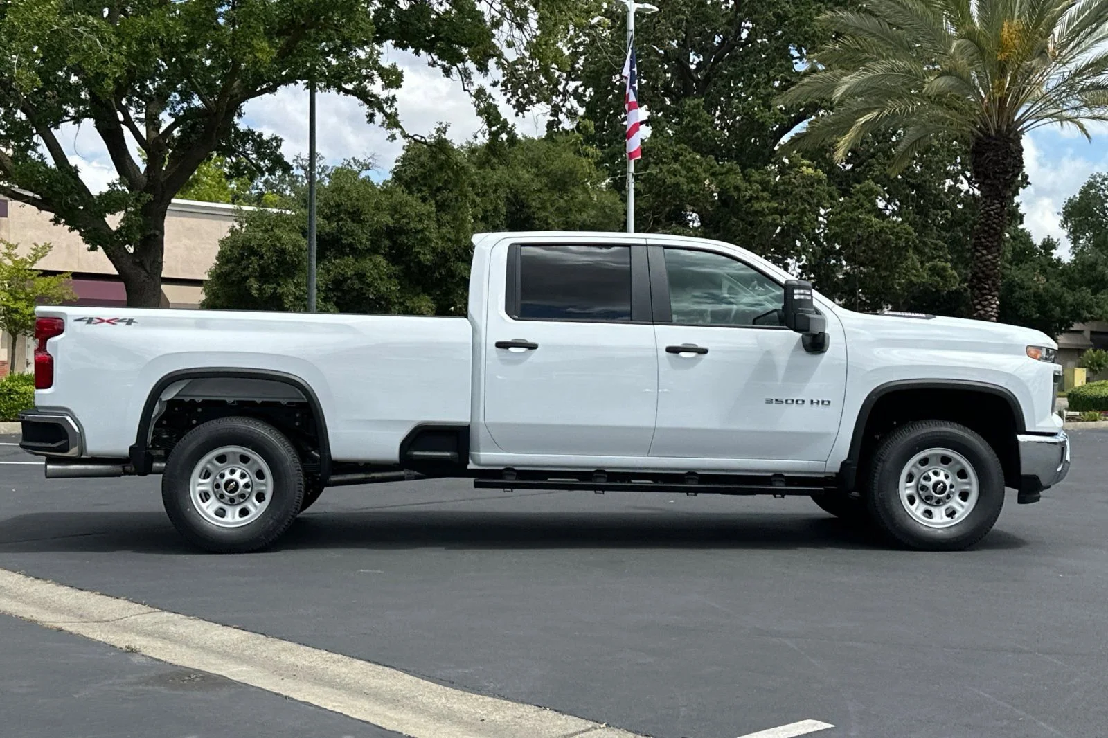 New 2026 Summit White Chevrolet WT image 2