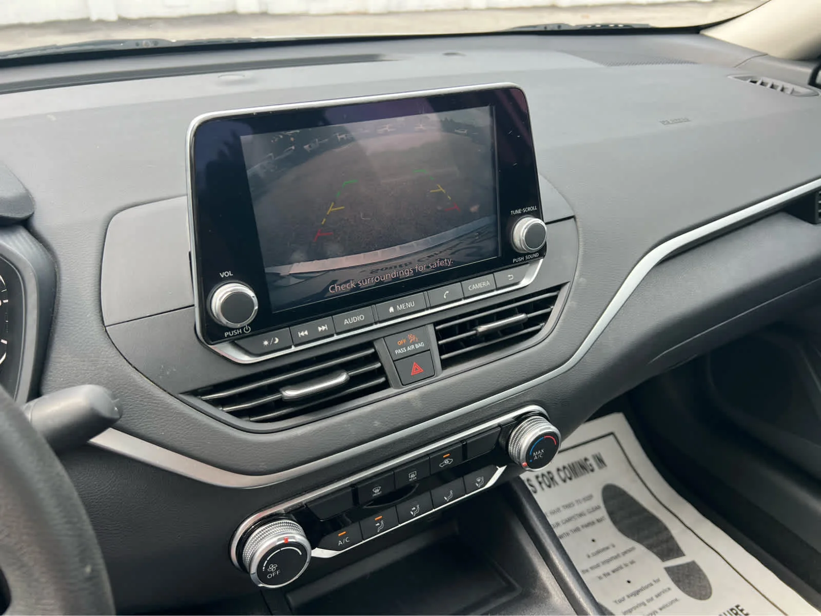 Used 2022 Silver Nissan 2.5 SV image 12