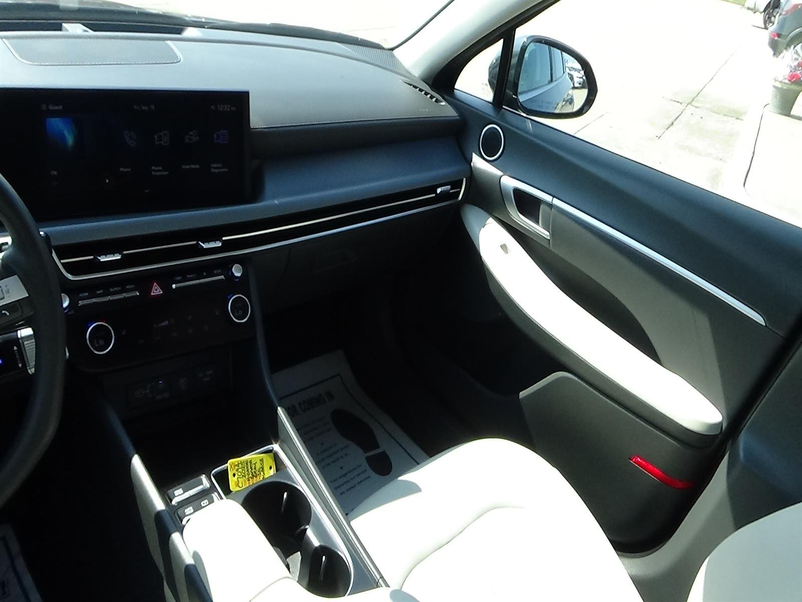 Certified Used 2025 Portofino Gray Metallic (t2g) Hyundai SEL image 10