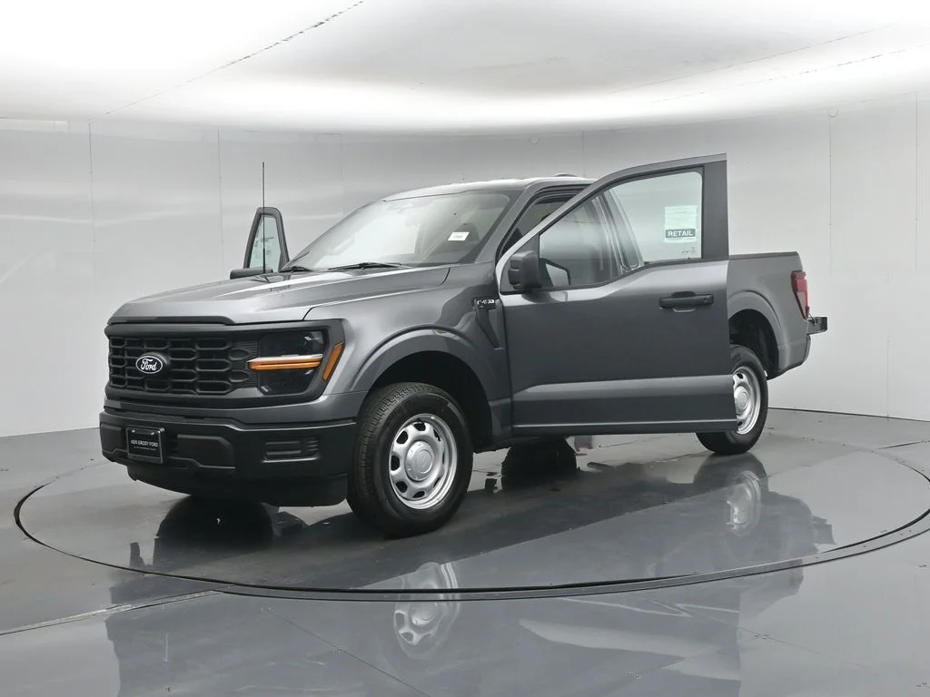 New 2026 Gray Ford XL image 26