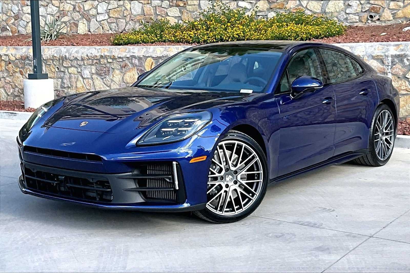 2026 Porsche Panamera 4 E-Hybrid