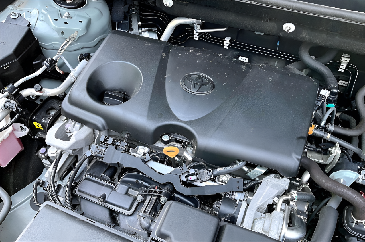 Used 2021  Toyota XLE image 28