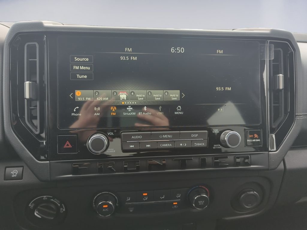2026 Nissan Frontier SV - Photo 11
