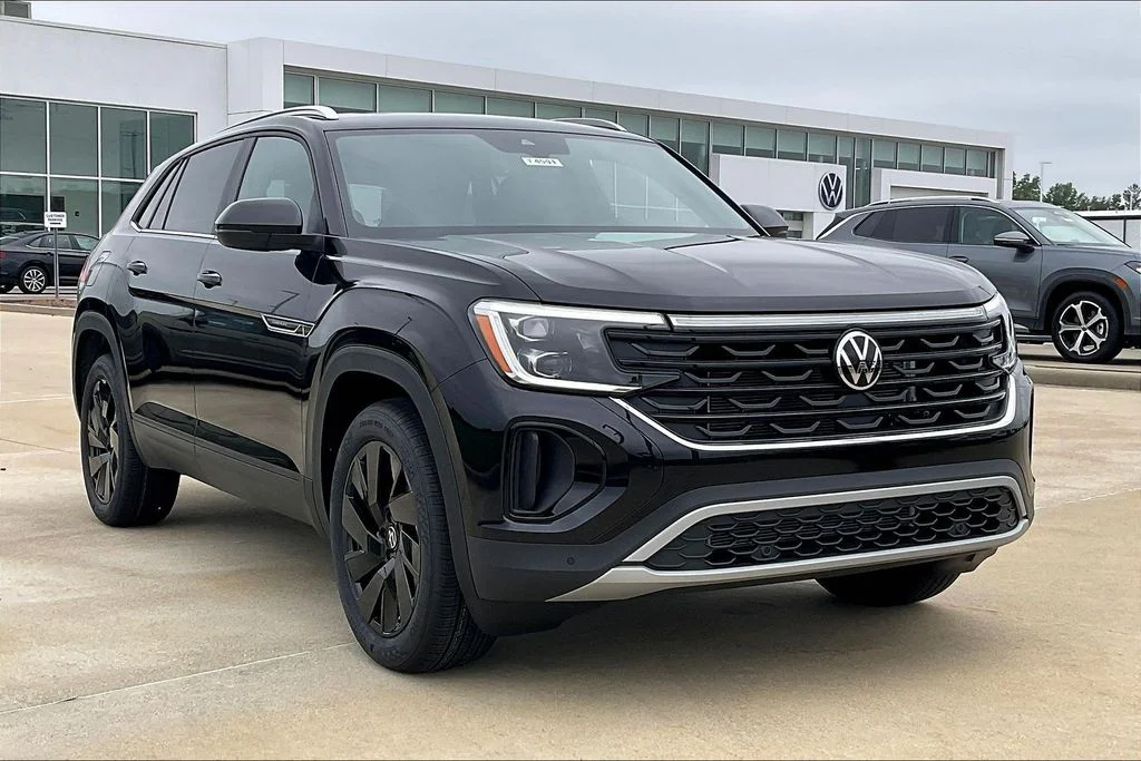 2026 Volkswagen Atlas Cross Sport 2.0T SE w/Tech 4MOTION's photo