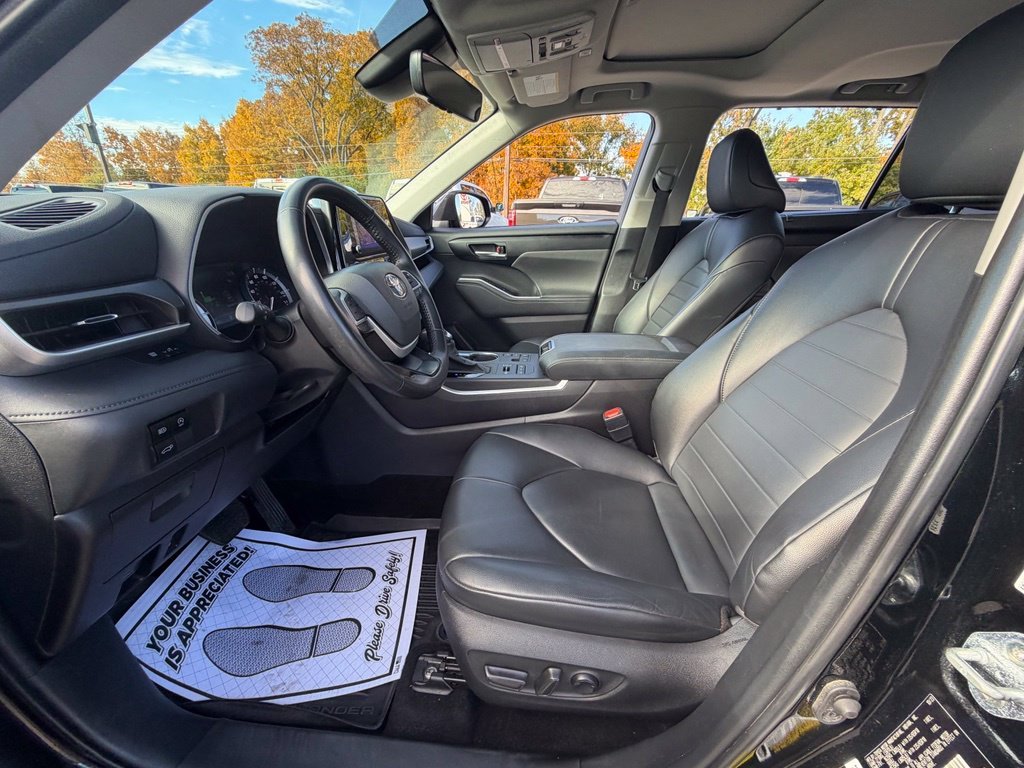 Used 2023 Black Toyota XLE image 11