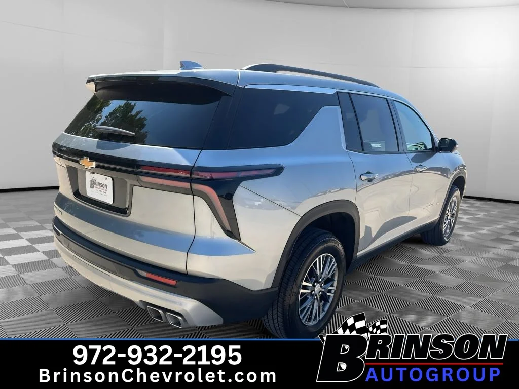 Used 2026 Sterling Gray Metallic Chevrolet LT image 7