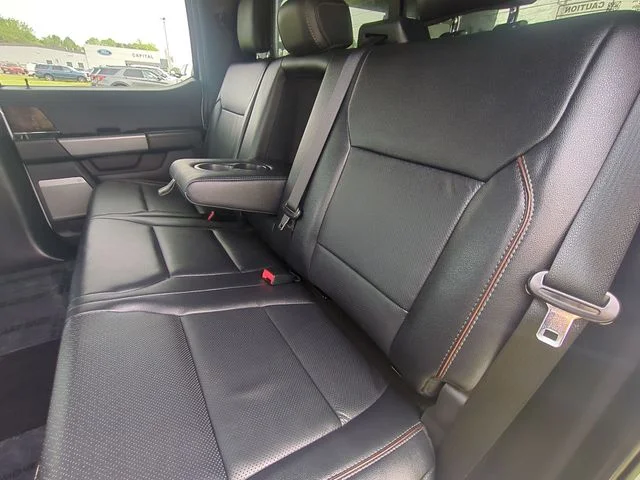 Used 2022 White Ford Lariat image 29