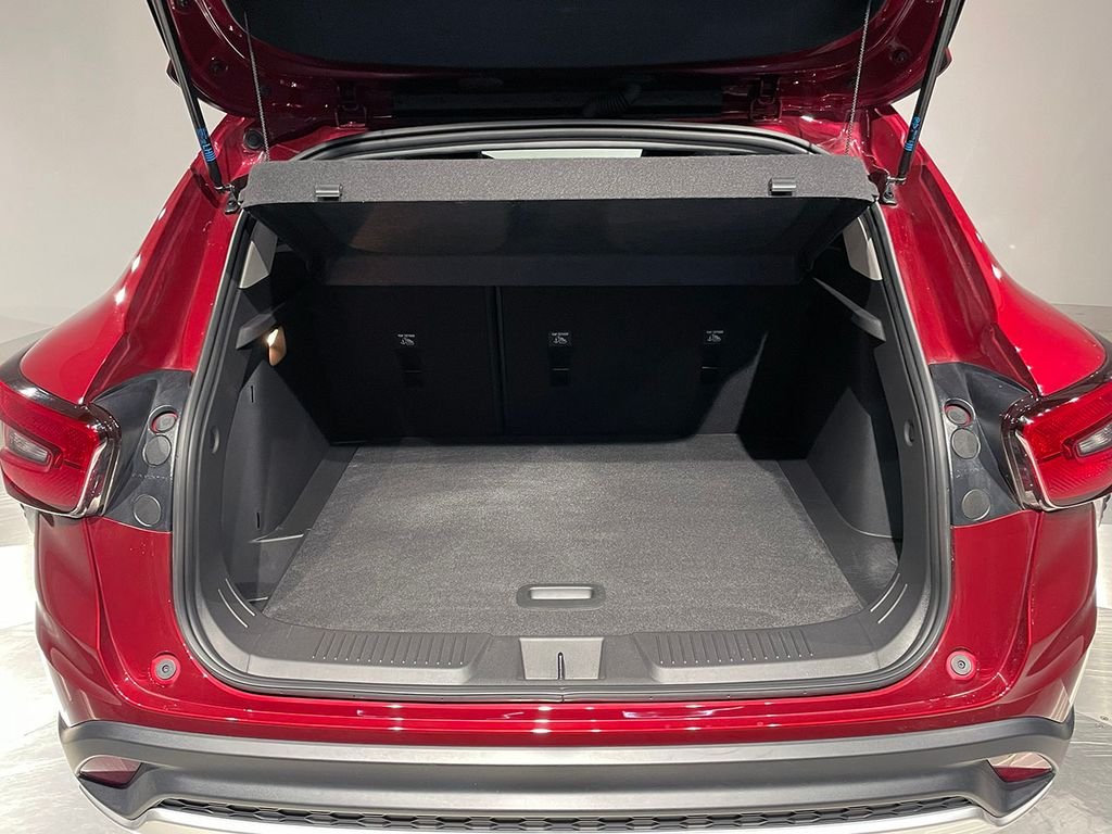 Used 2025 Red Chevrolet LT image 5
