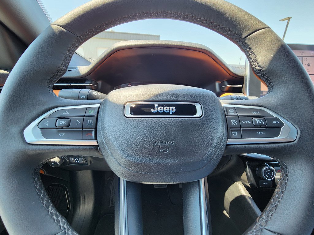 Used 2024 Baltic Gray Metallic Clearcoat Jeep Limited image 17