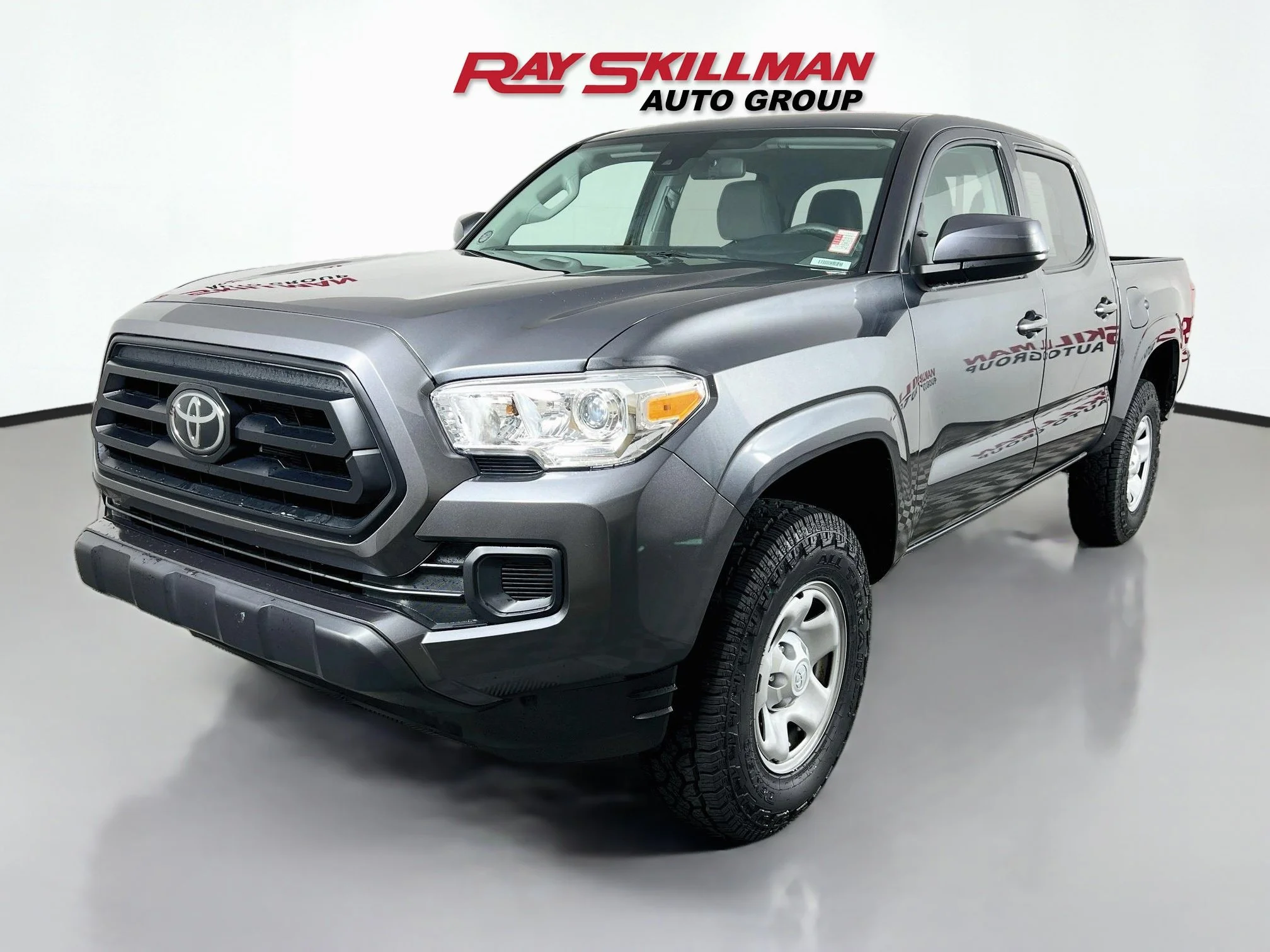 Used 2022 Gray Toyota SR image 3