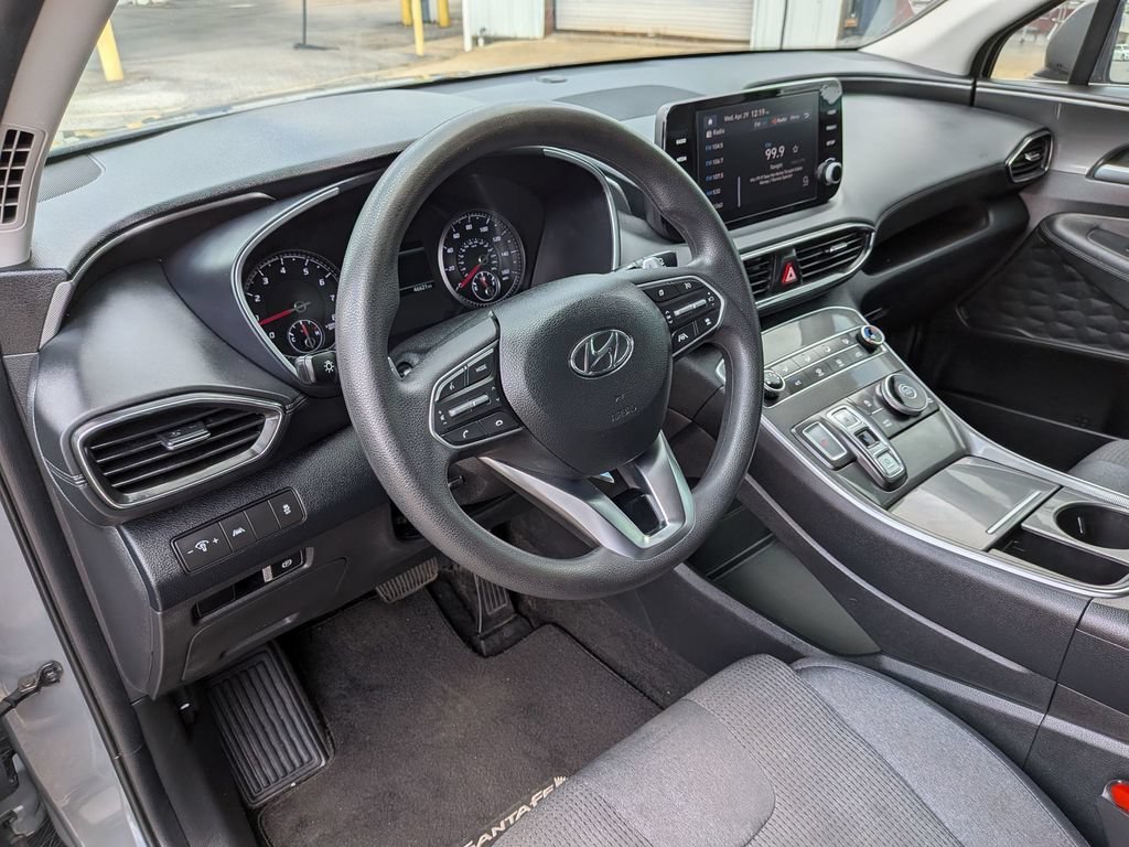 Used 2023 Gray Hyundai SE image 32