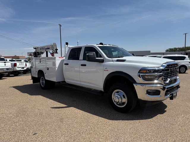 New 2026 RAM 3500 Chassis Tradesman 4x4 Crew Cab