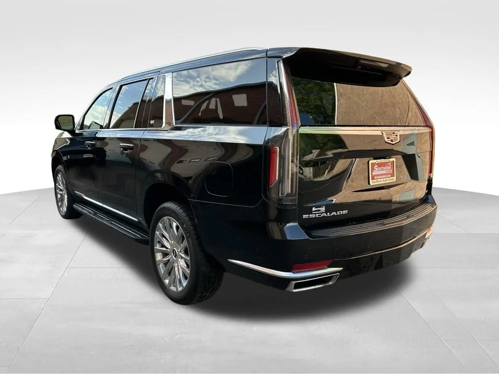 Used 2023 Black Cadillac Premium image 3