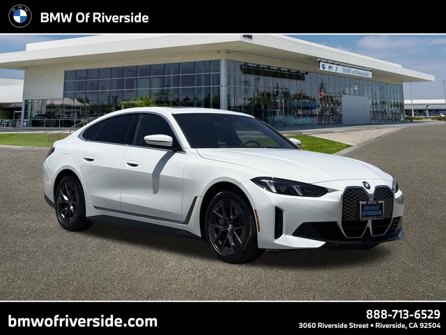 2025 BMW i4 eDrive40