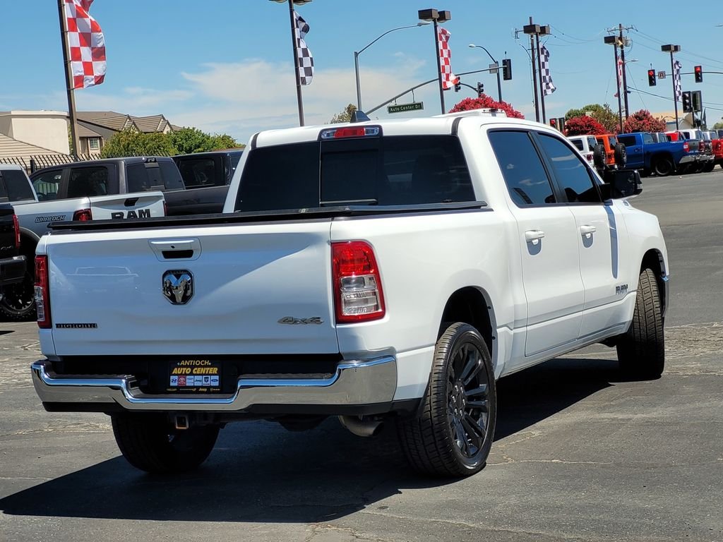 Certified Used 2022 White Ram Big Horn/Lone Star image 4