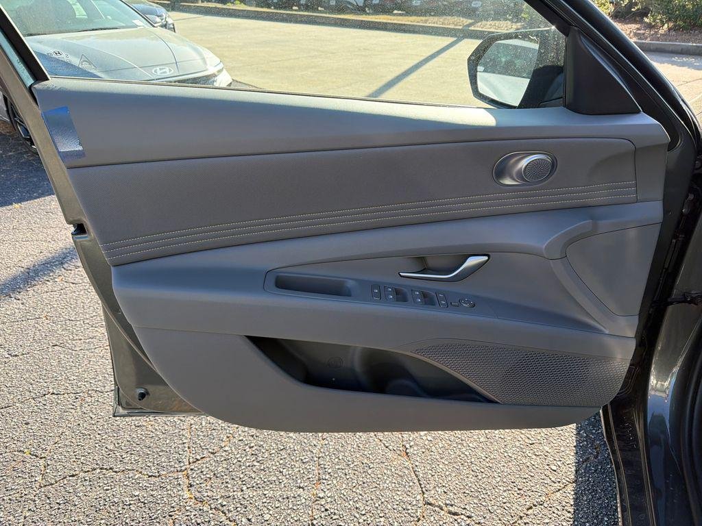 New 2026 Gray Hyundai SEL Sport image 10