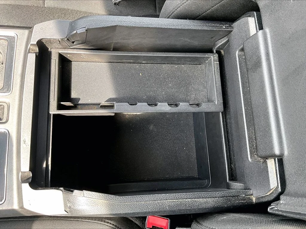 Used 2020 Gray Ford XLT image 33