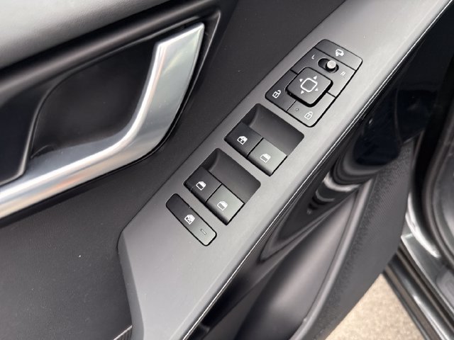 Used 2024 Gray Kia EX Touring image 11