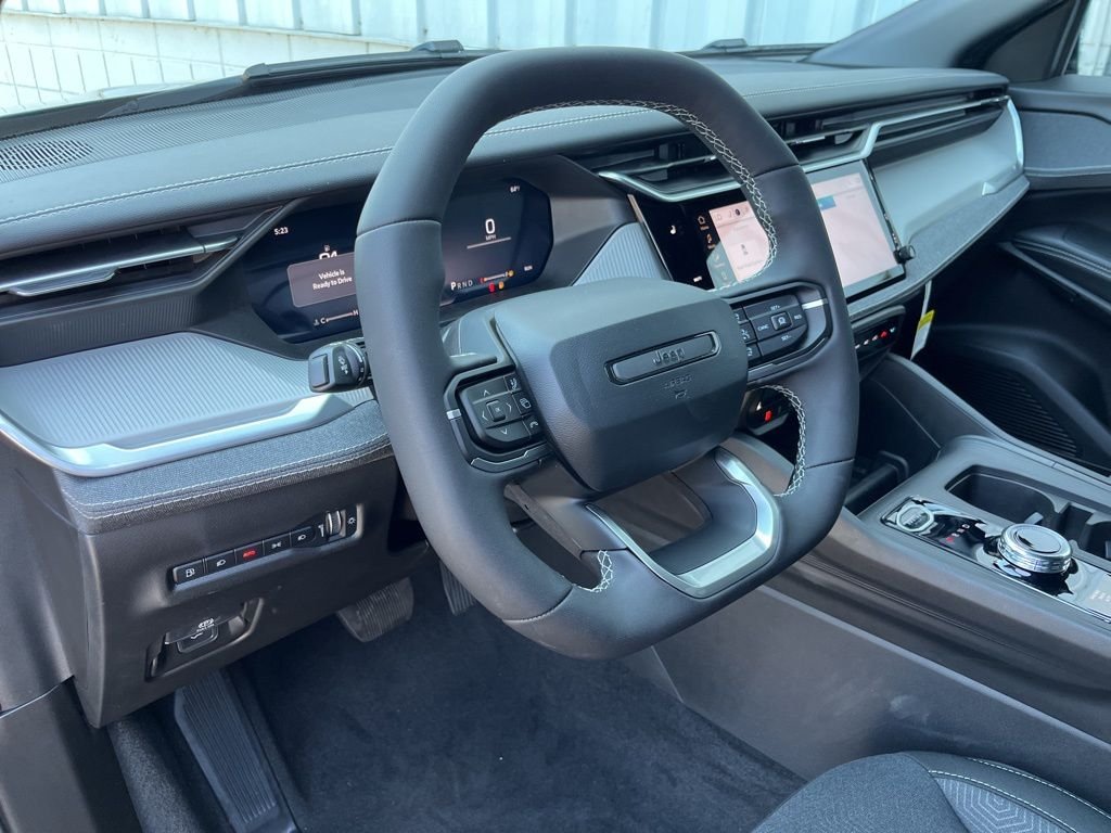 New 2026 Sting-Gray Clearcoat Jeep Laredo image 3