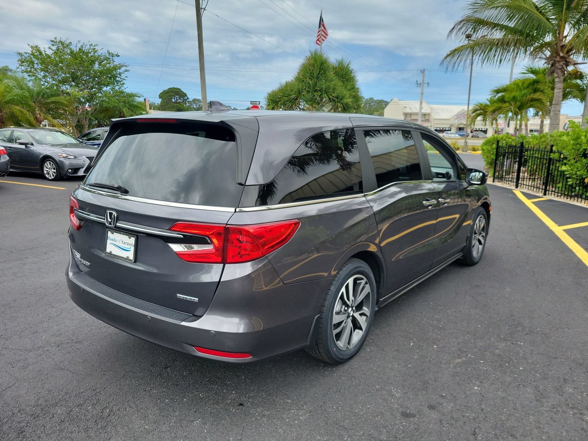 Certified Used 2024 Modern Steel Metallic Honda TOURING image 7