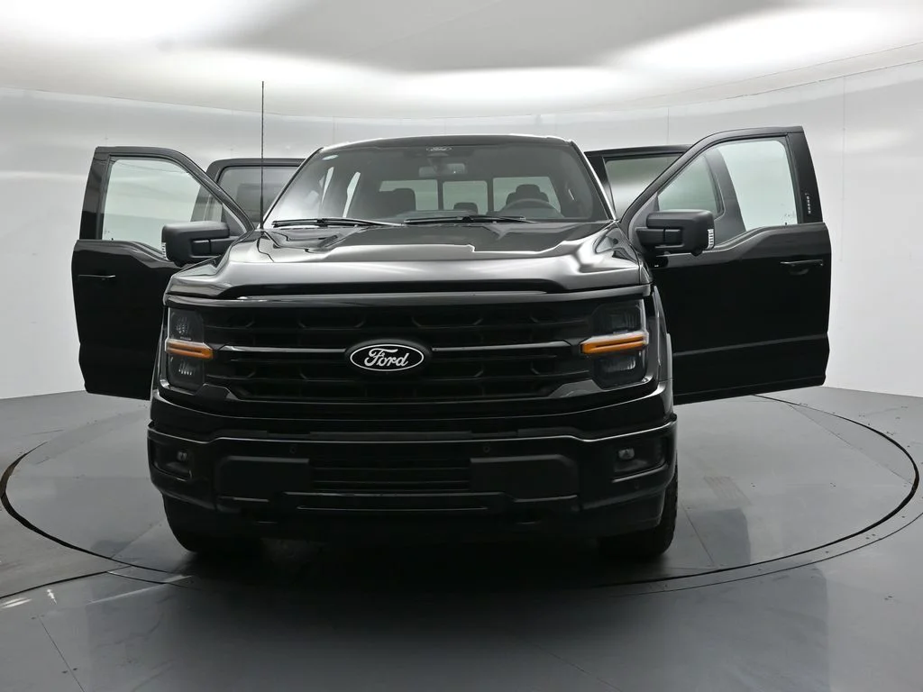 New 2026 Agate Black Metallic Ford XLT image 29