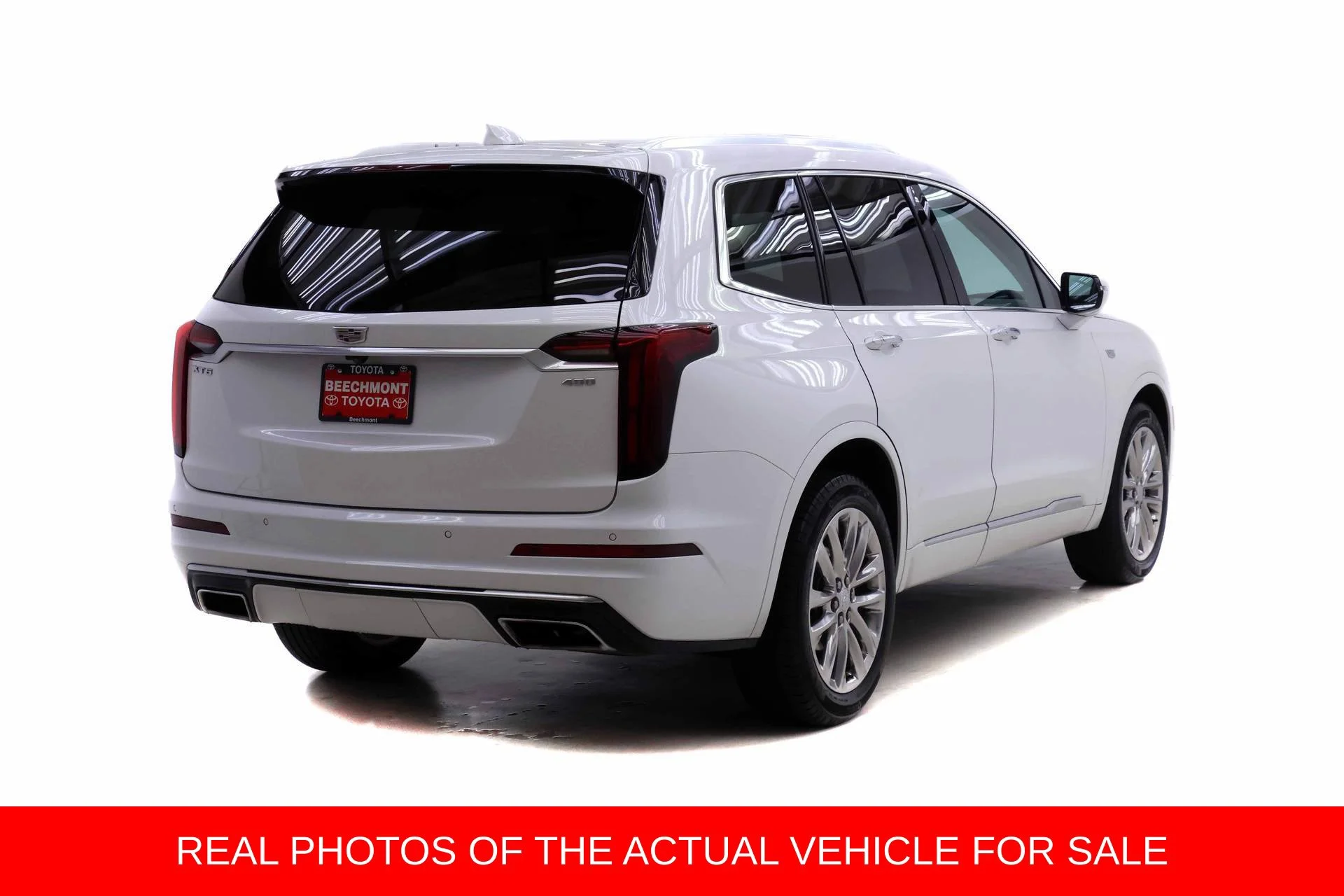 Used 2021 White Cadillac Premium Luxury image 2