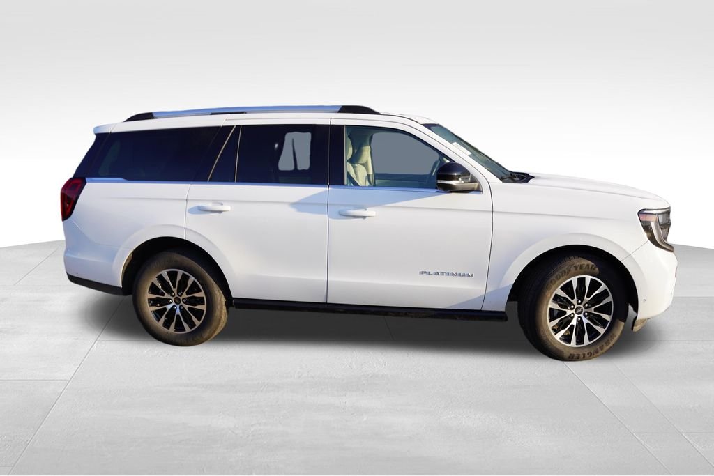 Used 2025 Oxford White Ford Platinum image 2