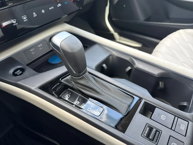 New 2027 Gun Metallic Nissan SL image 24