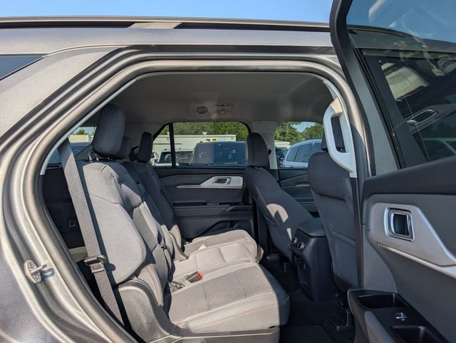 Used 2025 Gray Ford Active image 29